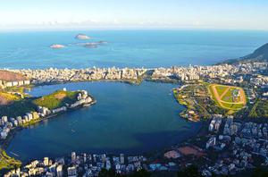 Rodrigo de Freitas Lagoon (Lagoa Rodrigo de Freitas)