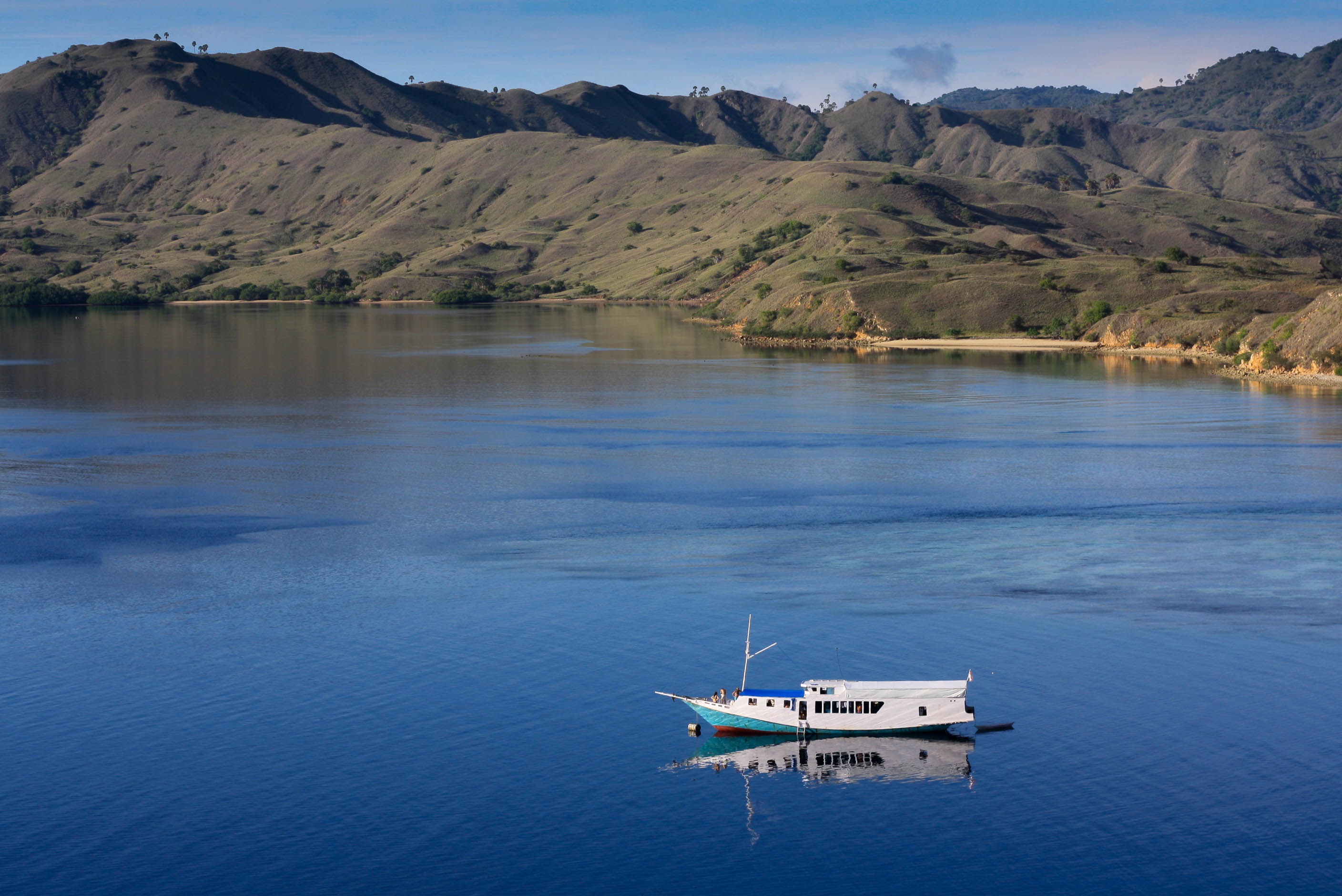 landscape-sea-nature-mountain-boat-lake