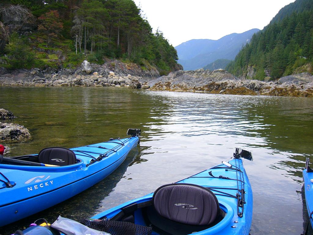 Kayaking Twin Islands